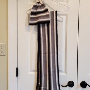 Striped  Joe Boxer Hat and Scarf Set